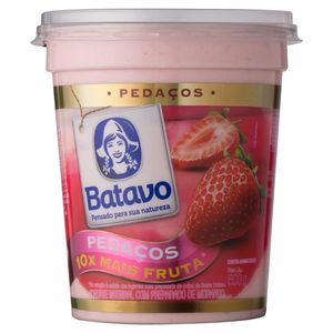 Iogurte com Pedaços de Morango Batavo  Pote 500g