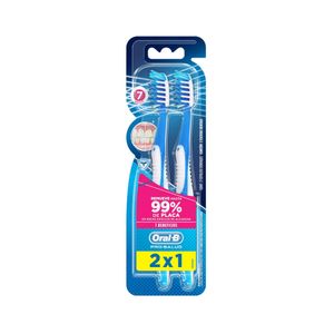 Escova Dental ORAL-B Pro-Saúde 7 Benefícios 2un